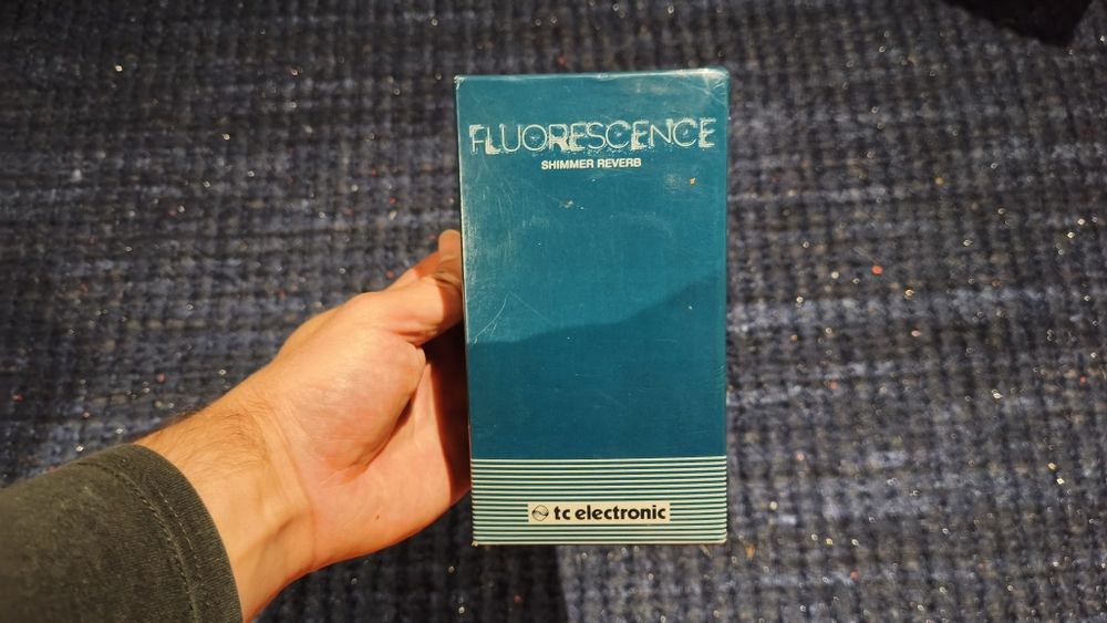 Tc Electronic Fluorescence