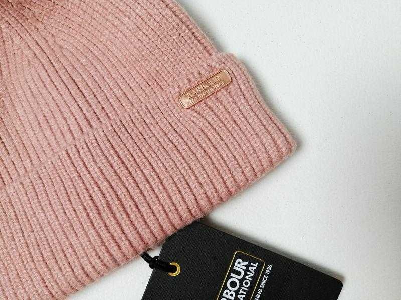 Брендовая женская новая шапка barbour