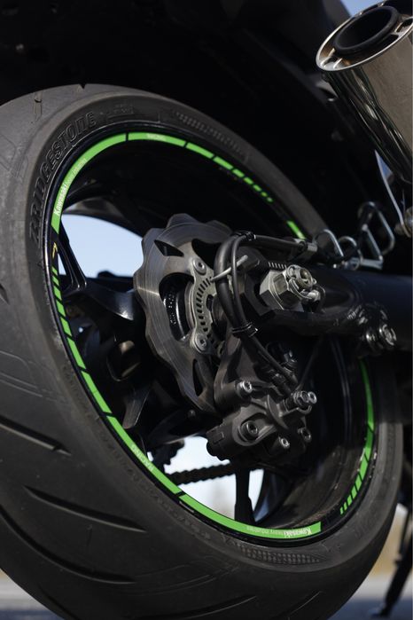 Kawasaki ZZR14H в гарному стані