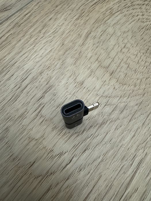 Czarny rozdzielacz lightning 2w1 2in1 iPhone - słuchawki i ładowanie