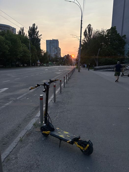 Електро самокат Teverun