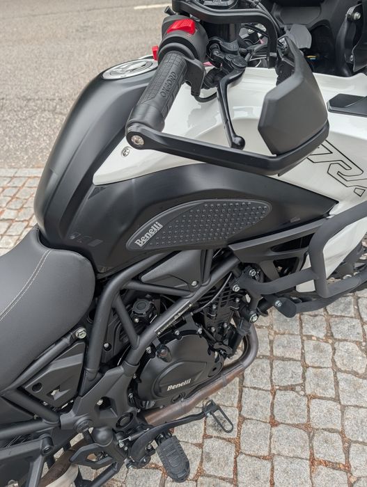 Benelli trk 702 x 2025