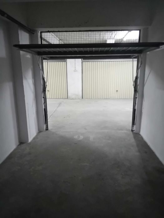 Garagem para arrendar no centro do Barreiro