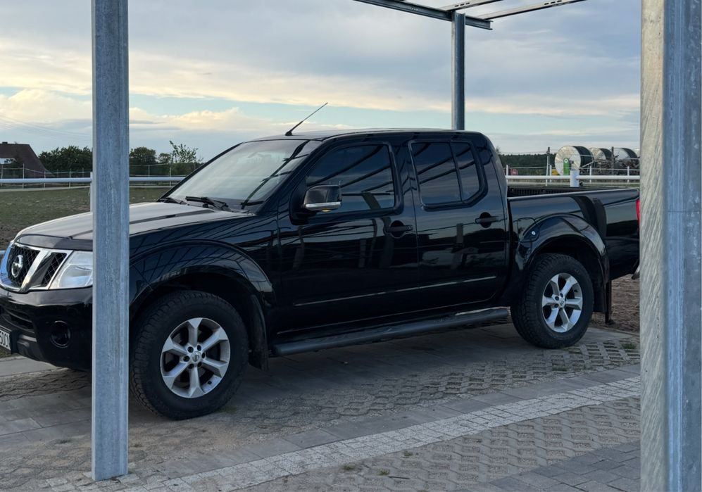 Sprzeam Nissan navara