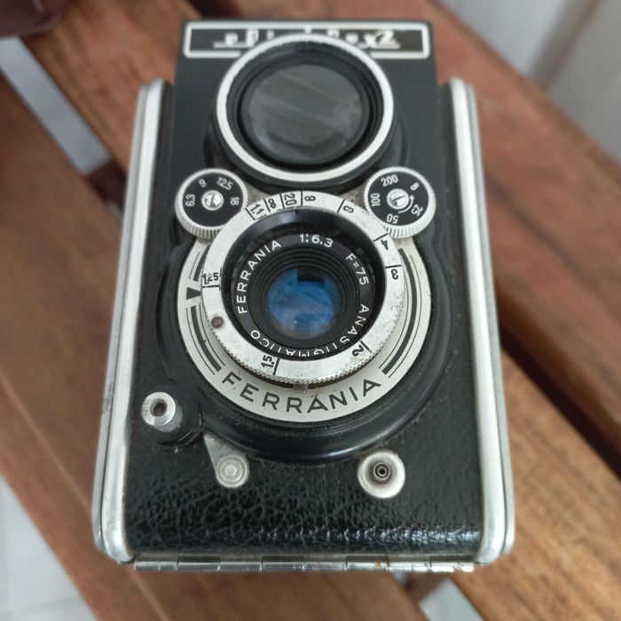 Máquinas fotográficas antigas