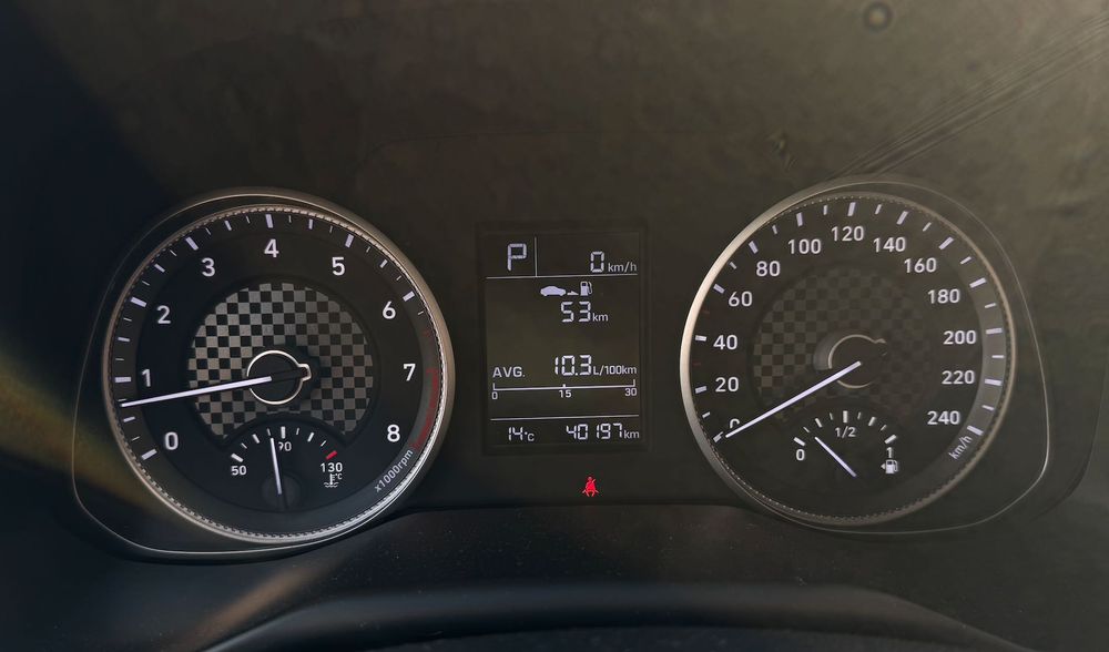 Автомобіль Hyundai Elantra 1.6 2019 рік