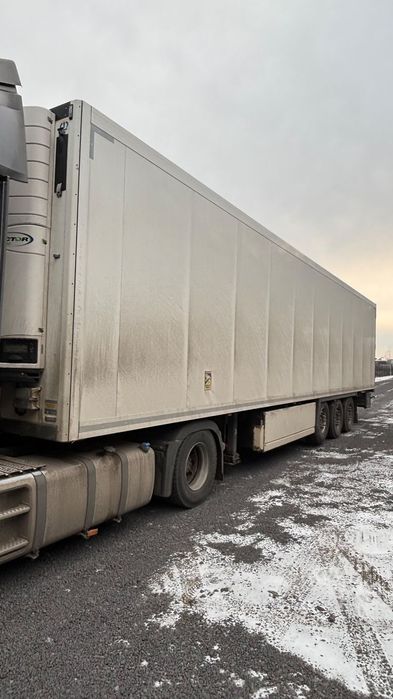 Krone SD  Krone Chłodnia, Doppelstock, Carrier Vector 1550