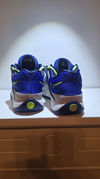 Кросівки Nike KD18 HV1992 400, US9.5 EU 43 27.5CM