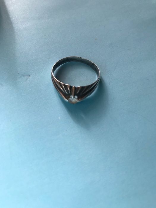 Anel masculino com pedra