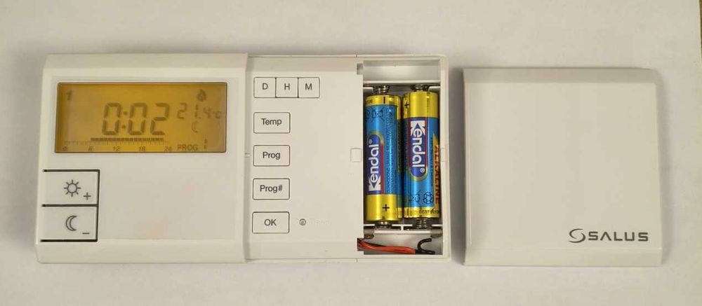 Przewodowy, elektroniczny regulator temperatury  091FLV2 SALUS
