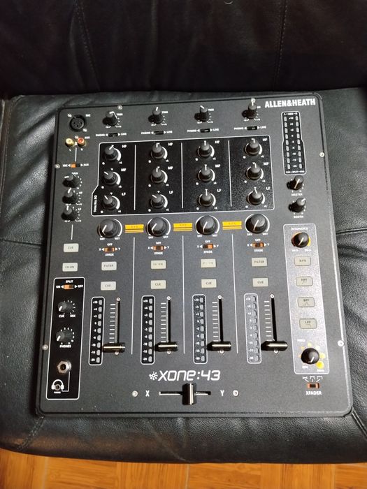 Allen & Heath xone 43