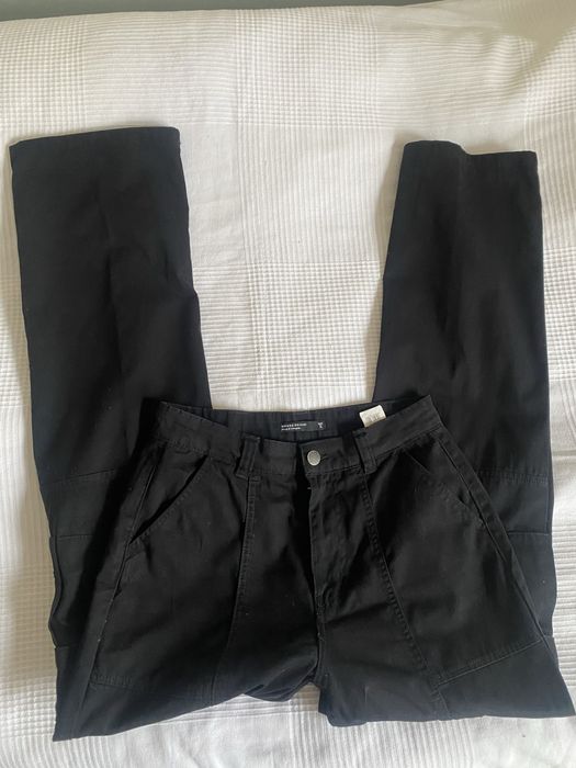 Czarne szerokie spodnie z kieszeniami House