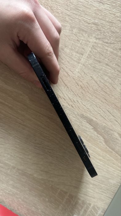 Iphone 12, 80% акб