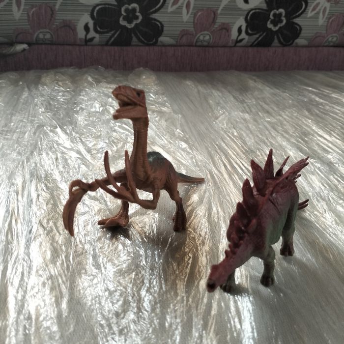 Динозаври фігури