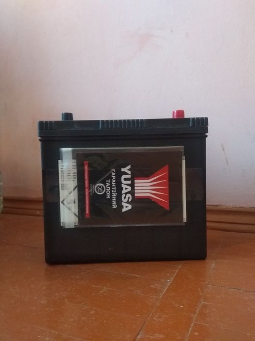 Продам аккумулятор на Азиатские и Японские автомобили,узкий.