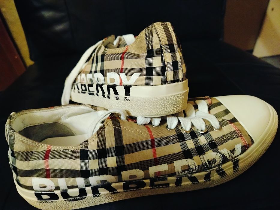 Burberry buty super