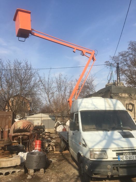 Продам автовышку 14метров