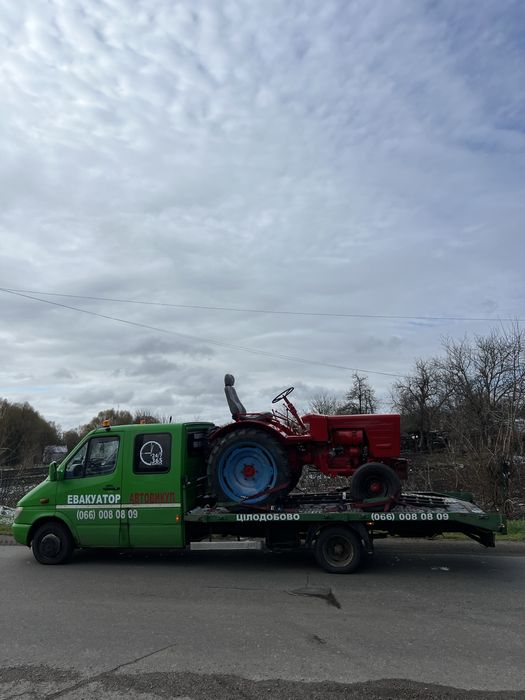 Евакуатор - евакуація сільськогосподарської техніки (до 6 тон)
