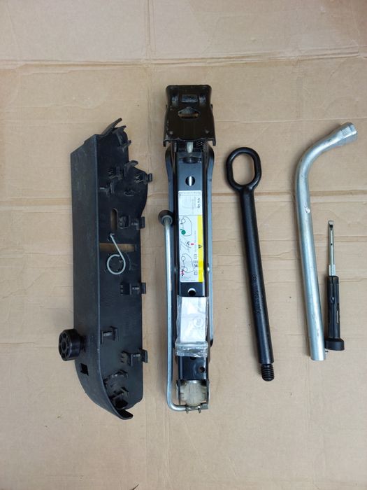 Домкрат Ключі Volkswagen T5 T6