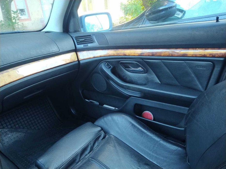 BMW 523i E39 (peças para venda)