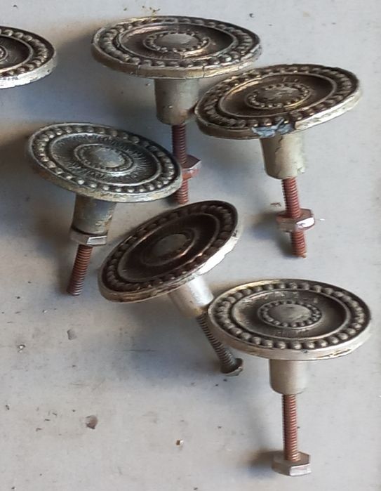 Puxadores de armários antigos