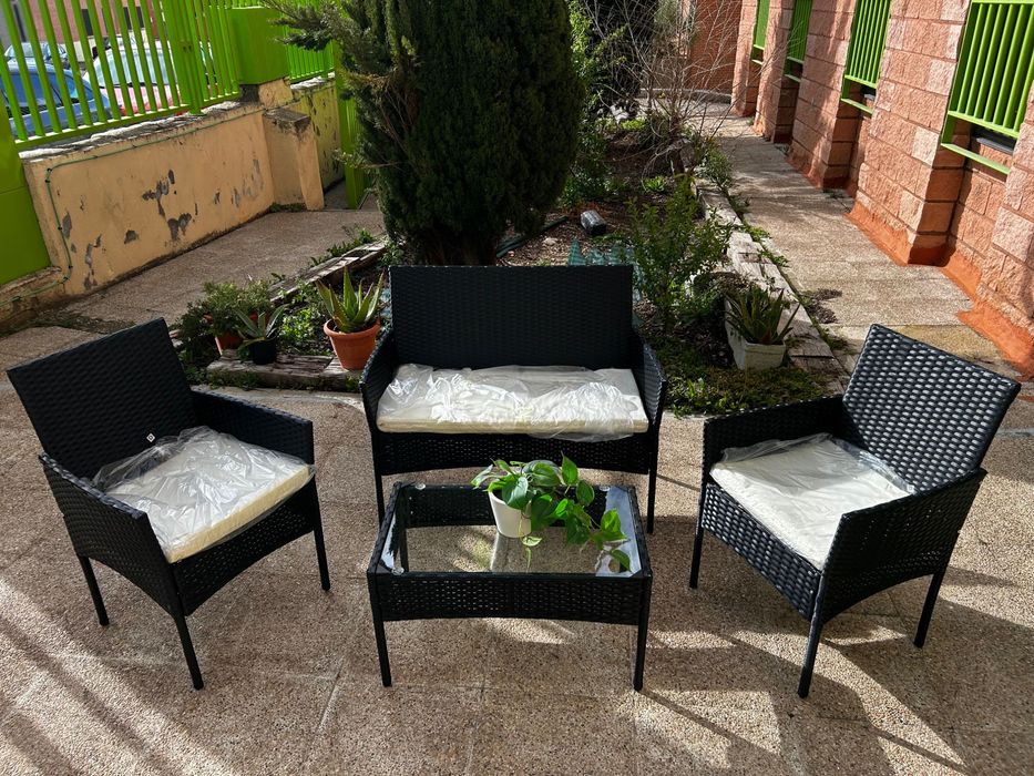 OFERTA LIMITADA - MOBILIÁRIO DE JARDIM E DE TERRAÇA