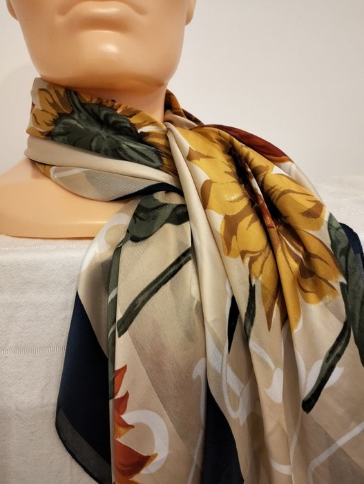 Damska apaszka 86x86 cm