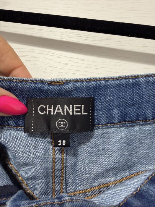 Джинси Chanel 2024