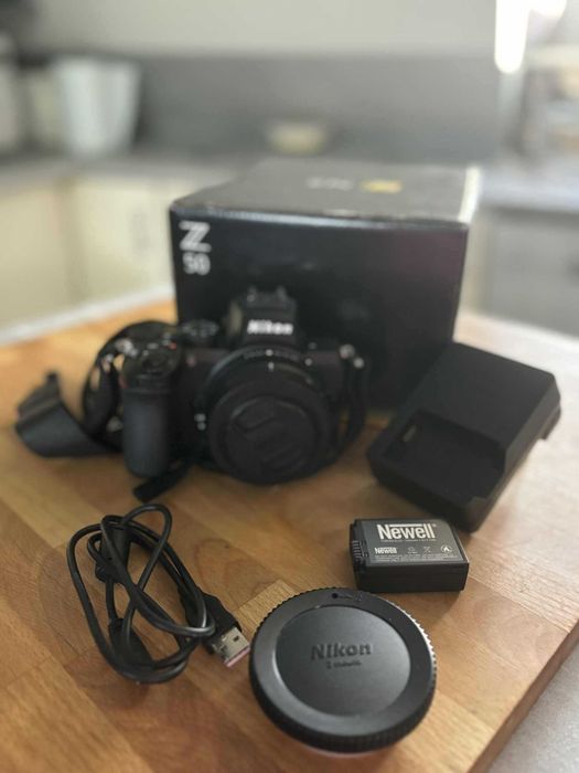 Nikon Z50 + Nikkor Z DX 16-50 mm f/3.5-6.3 VR