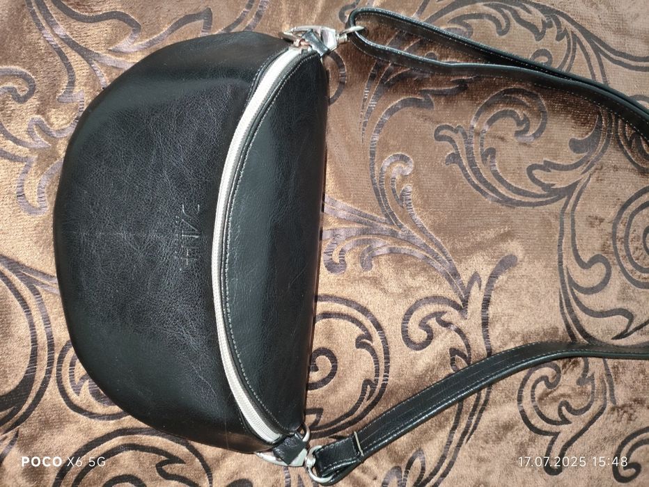 Skórzana nerka saszetka damska