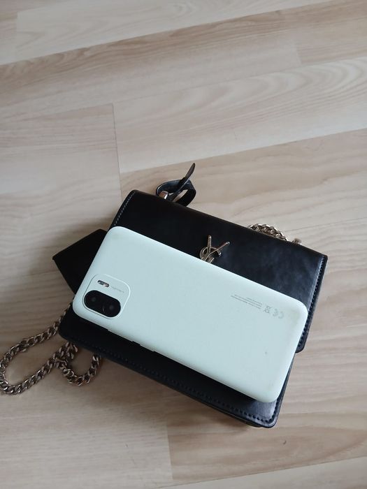 YSL Saint Laurent Sunset mała czarna torebka