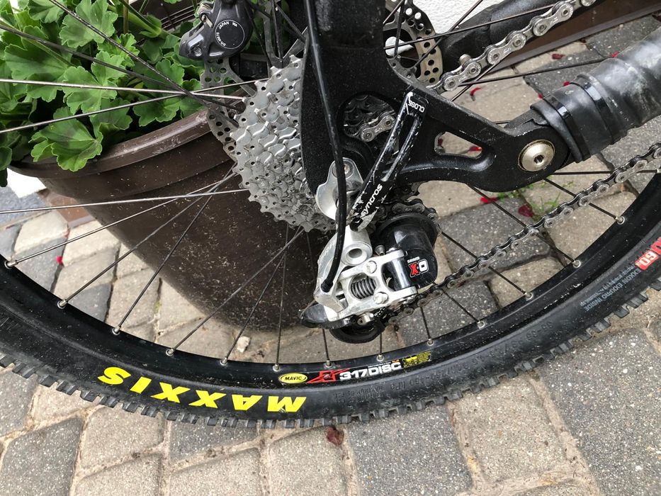 Rower Giant full suspension