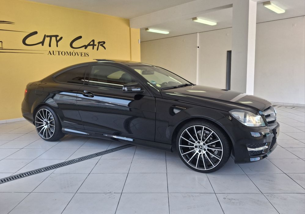 Mercedes-Benz C220 D AMG EDITION1