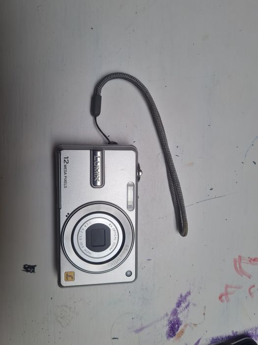 Apartament cyfrowy Panasonik LUMIX 12 mp DMC-F3