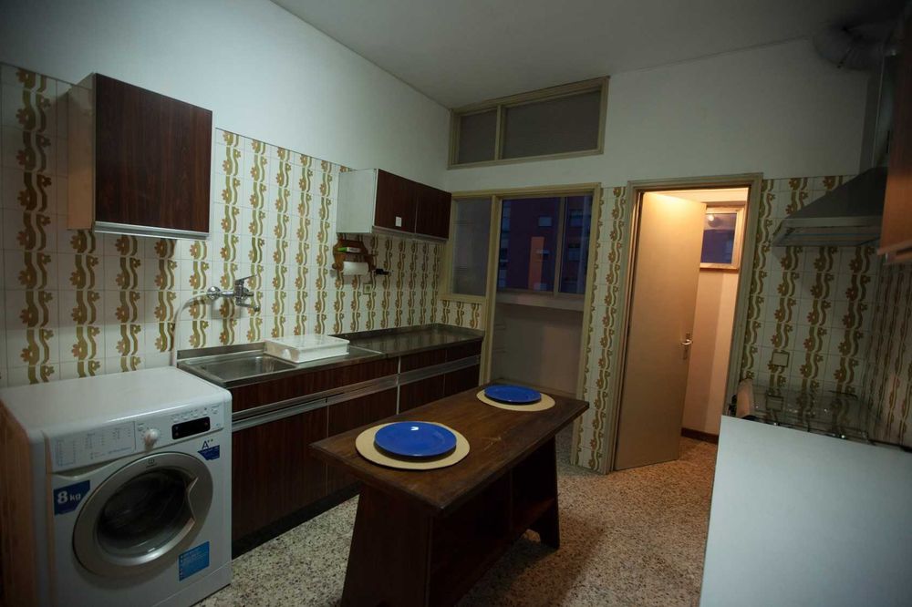 Quarto com  wc privativo e wc partilhado