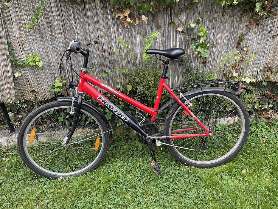 Rower travers czerwony