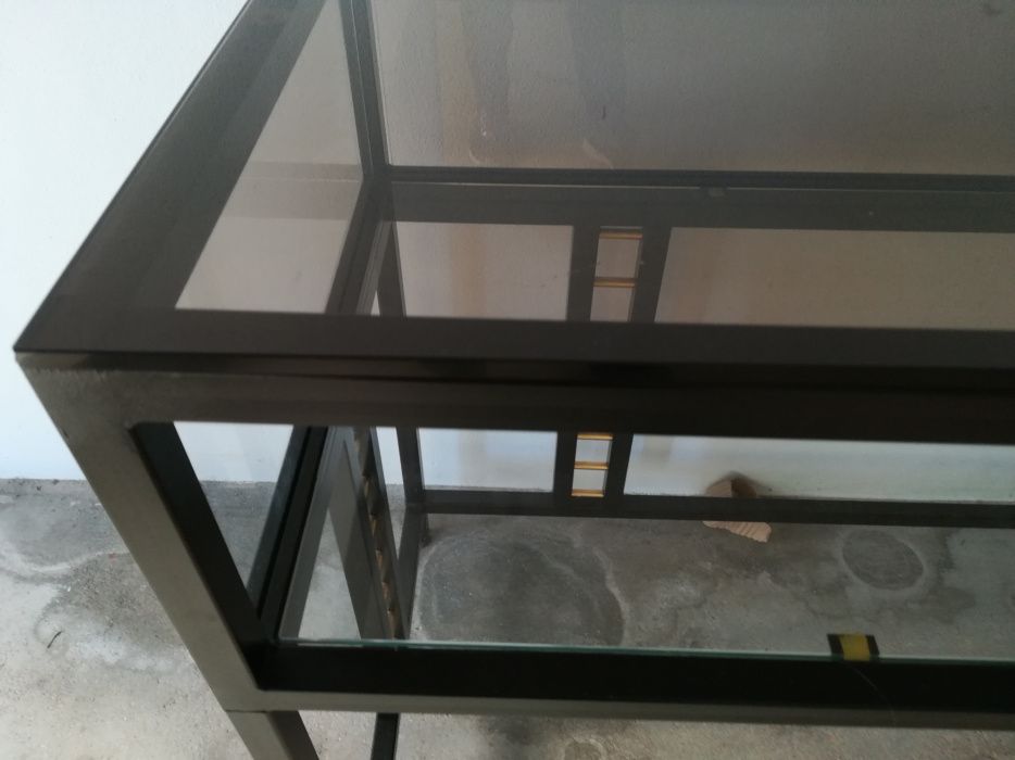 Balcão para comercio com estantes64862638496386121