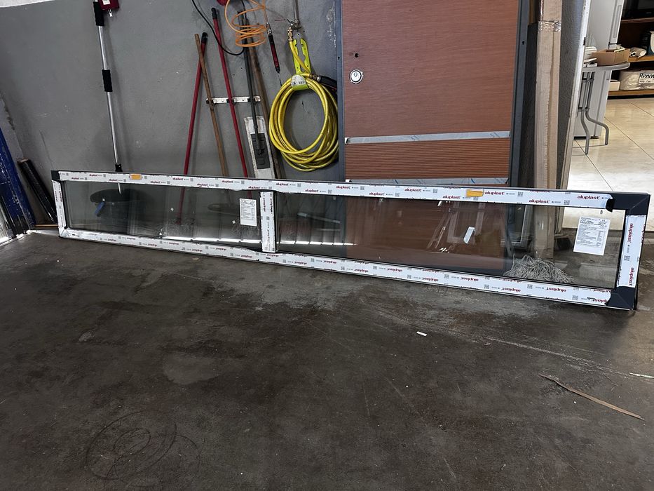 Janela PVC fixa cinza/branca 348,5L/47A