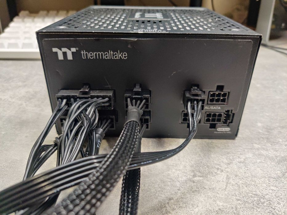 Thermaltake GF1 ARGB 750W Gold | Модульний преміум БЖ