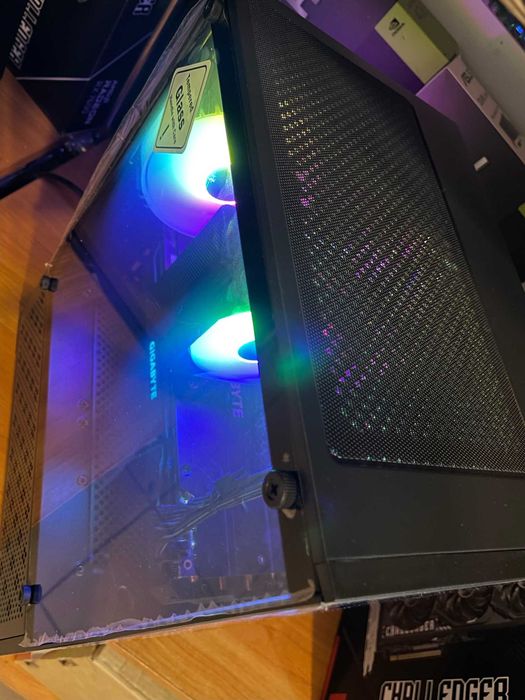 Komputer Ryzen 7/32GB/SSD512GB/GeforceRTX2070 8GB/Win11 Mocny do gier