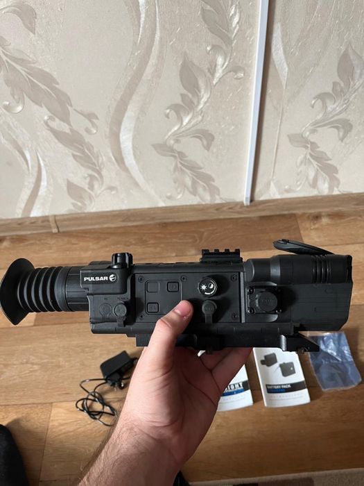 Нічний приціл (день/ніч) Pulsar