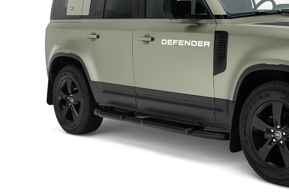 Подножки боковые ступеньки Land Rover Defender L663 Black 90 110 130