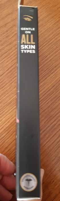 delineador de sobrancelhas novo