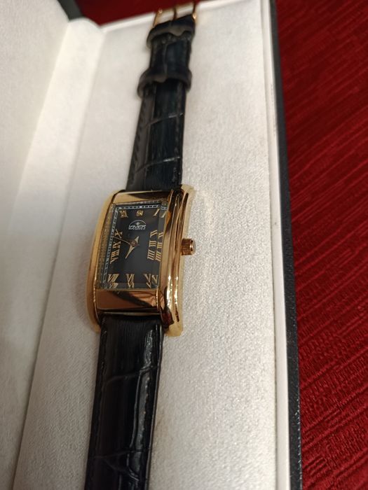 Позолоченные наручные Lavier