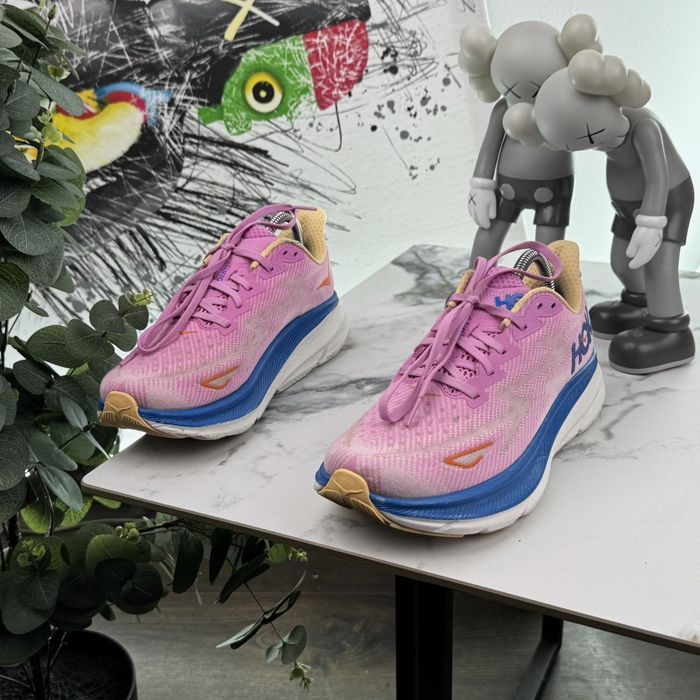 Кросівки Hoka Clifton 9 40.5 розмір E206