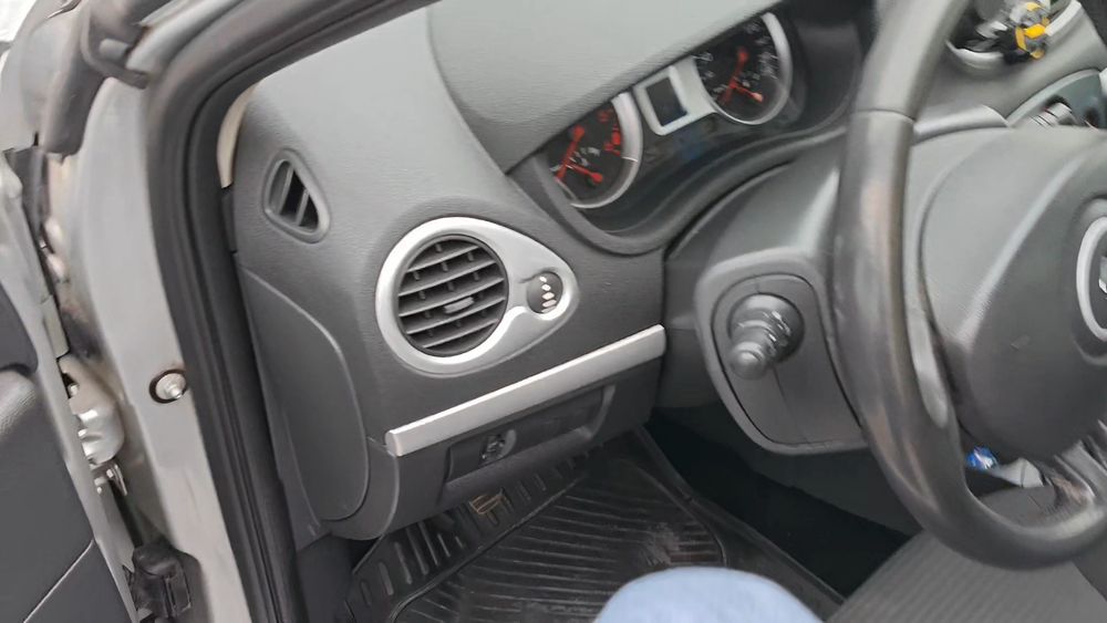 Продам Renault Clio 3
