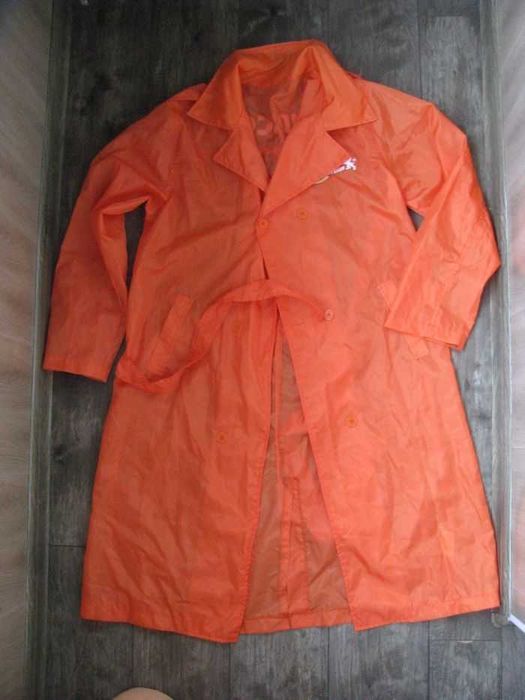 Плащ сигнальный M-L-XL
полиестр 100%