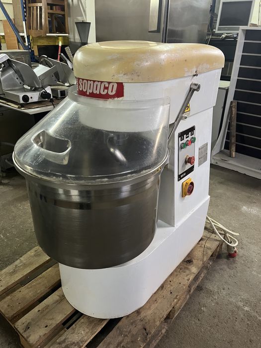 Amassadeira profissional SOPACO / Tecnopas BS 50 como nova