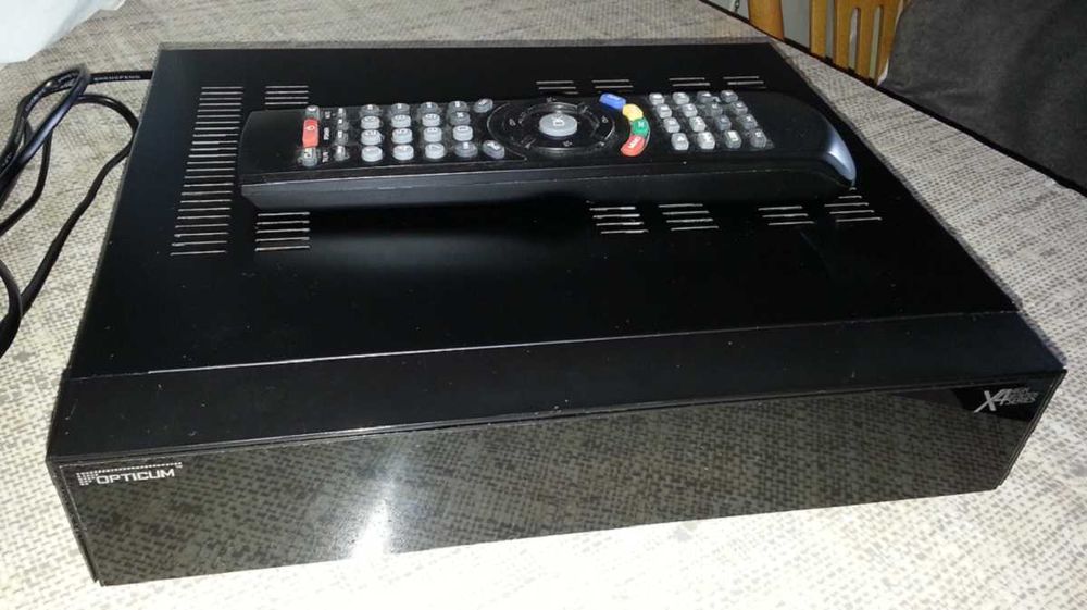 Dekoder tuner Opticum HD X406p