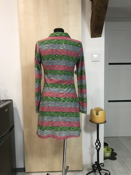 Elegancka sukienka Zara rozmiar S stan bdb